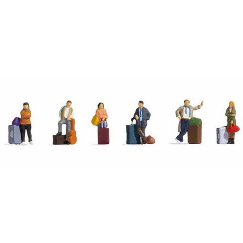 Noch HO/OO  Passengers (7) with Modern Luggage Figure Set