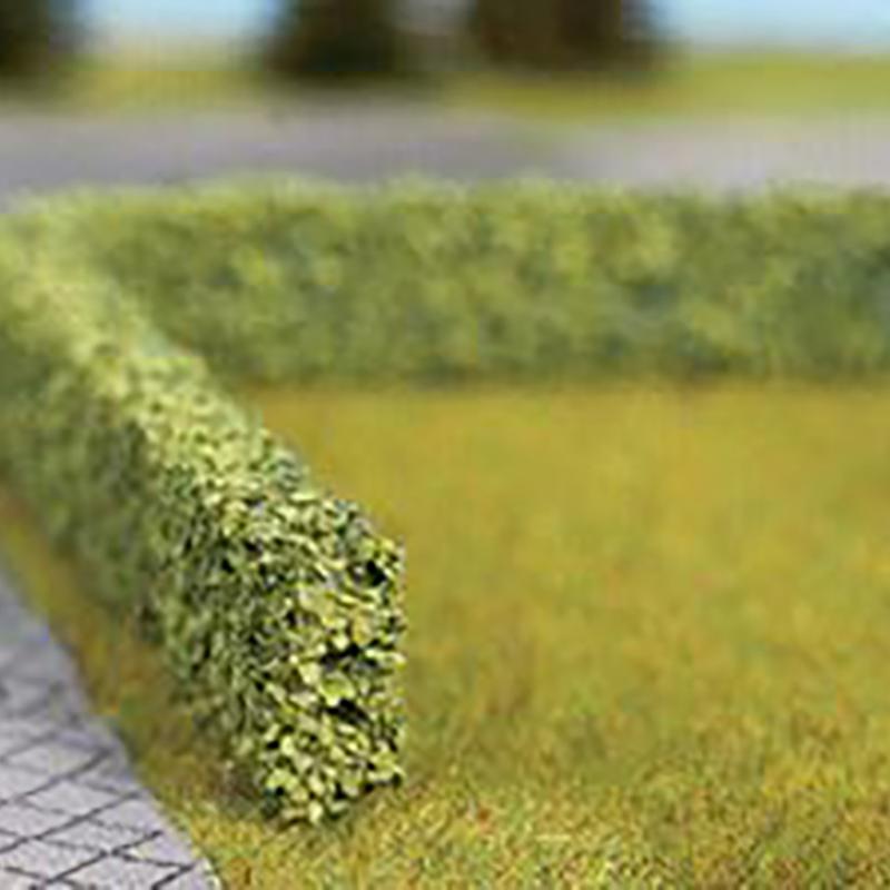 Noch HO Scale Light Green Model Hedges 5x1x0.6cm (2)