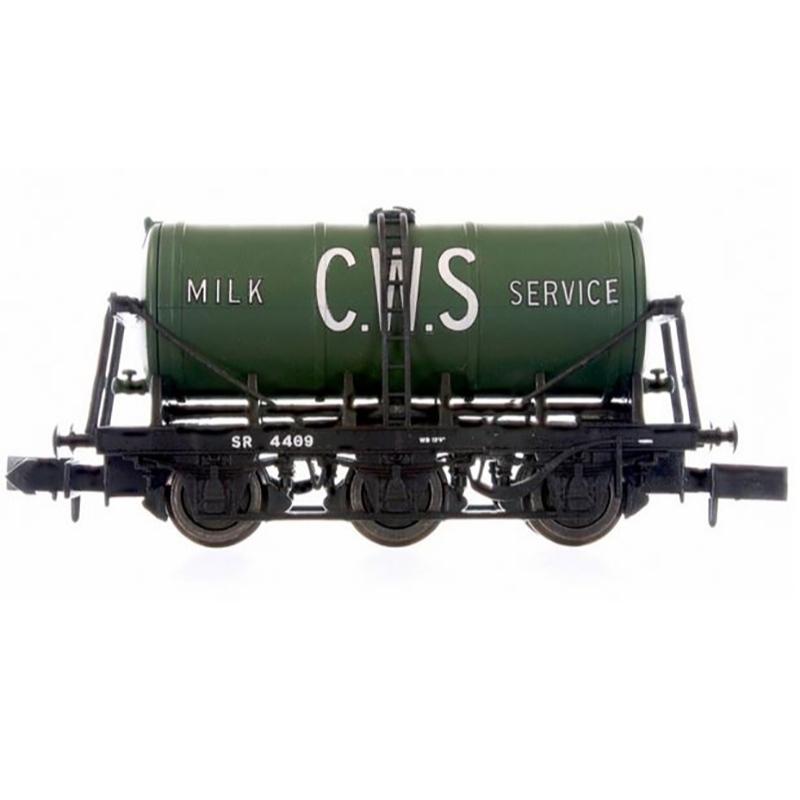 Dapol N Gauge 6 Wheel Milk Tank CWS Green 4409