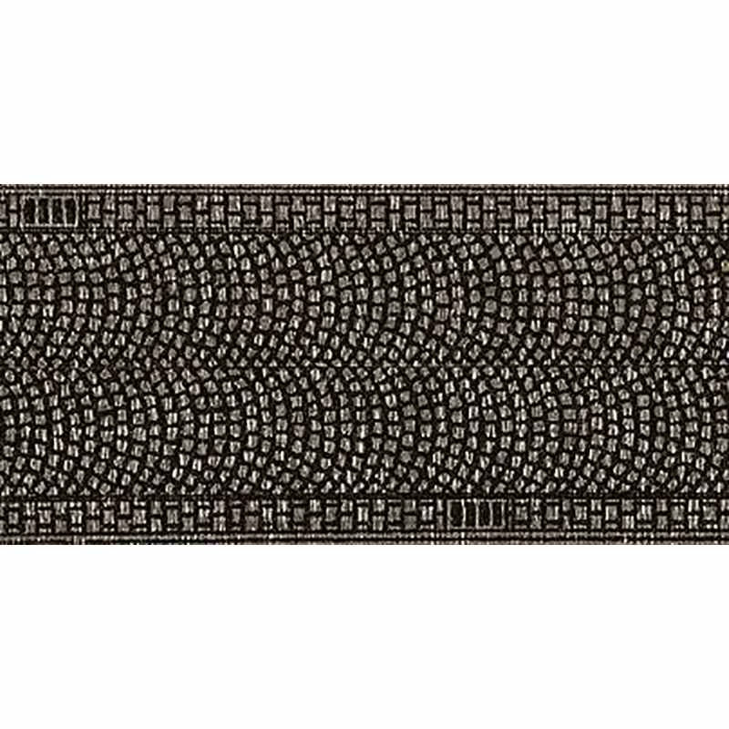 Noch N Gauge Cobbled Pavement 100x3cm