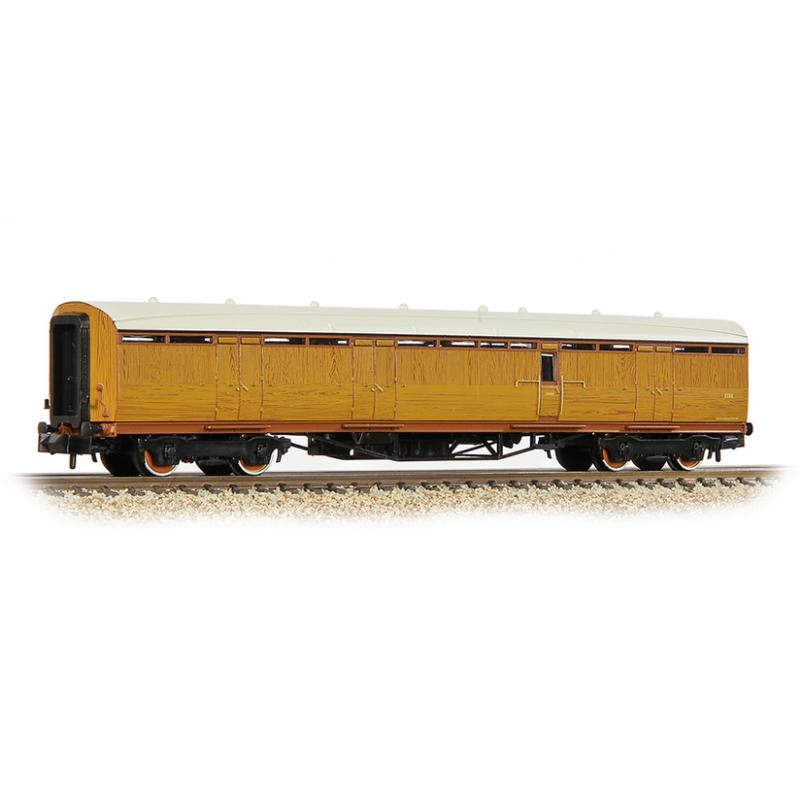 Graham Farish N Gauge LNER Thompson Full Brake LNER Teak Effect