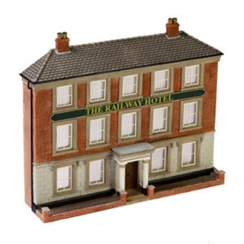 Bachmann OO Gauge Low Relief Railway Hotel