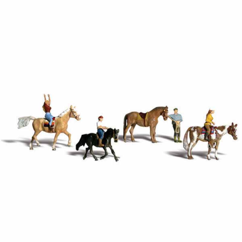 N Gauge Horseback Riders