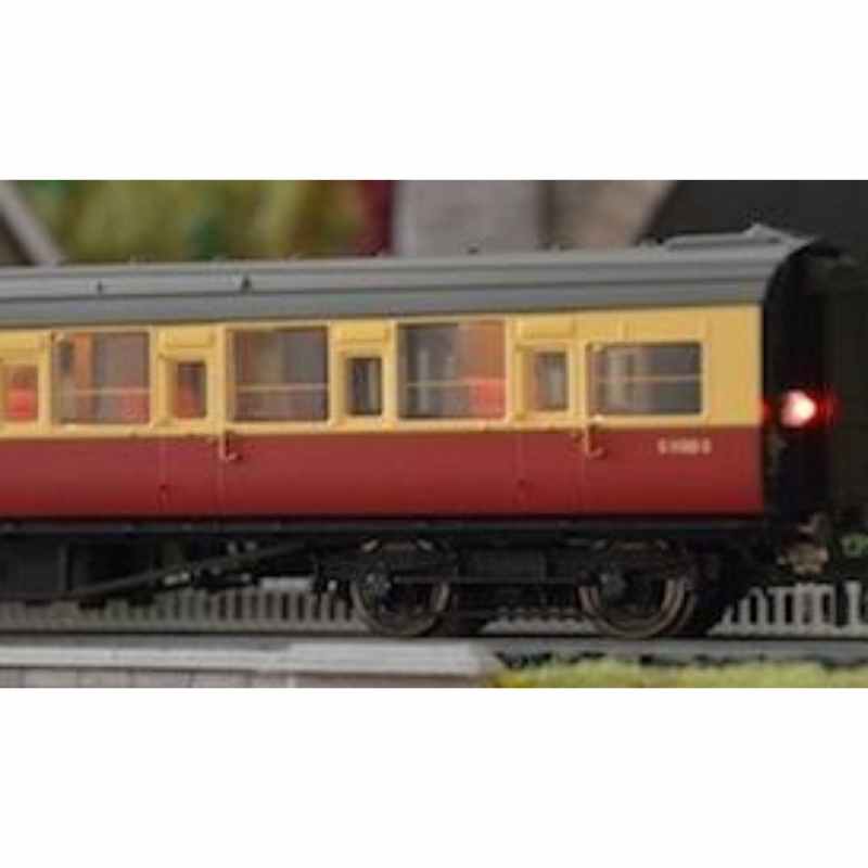 Train Tech Automatic Coach Lighting Warm White/Flickering Tail