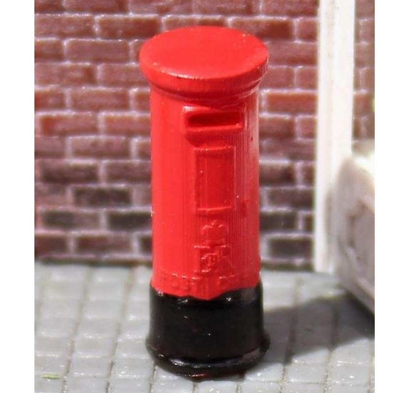 Gaugemaster OO Gauge Pillar Boxes 2pcs (Pre-Built)