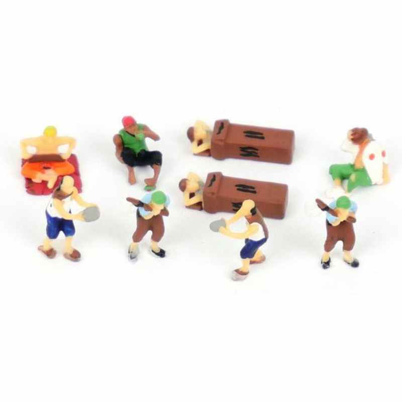 N Gauge Kestrel GMKD71 Homelss People (9) Figure Set