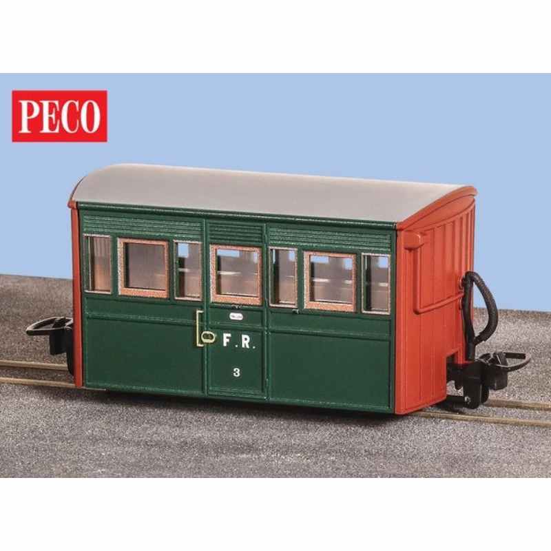 PECO 00-9 Gauge Bug Box Coach - Colonel Stephens Livery - No.3