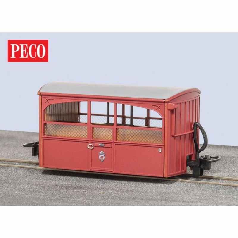 PECO 00-9 Gauge Bug Box Coach 1970s/80s Livery, Zoo Car