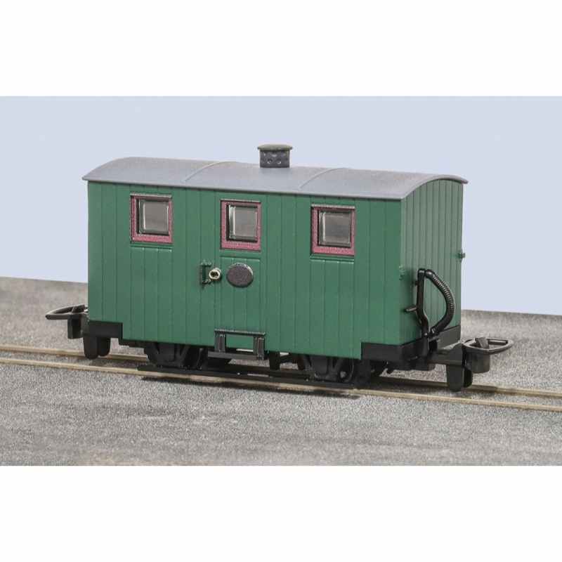 PECO 00-9 Gauge Ffestiniog Railways 4 wheel Quarryman's Caoch, Unlettered Green