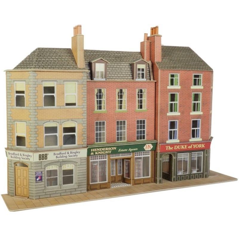 Metcalfe OO/HO Scale Low Relief Pub & Shops