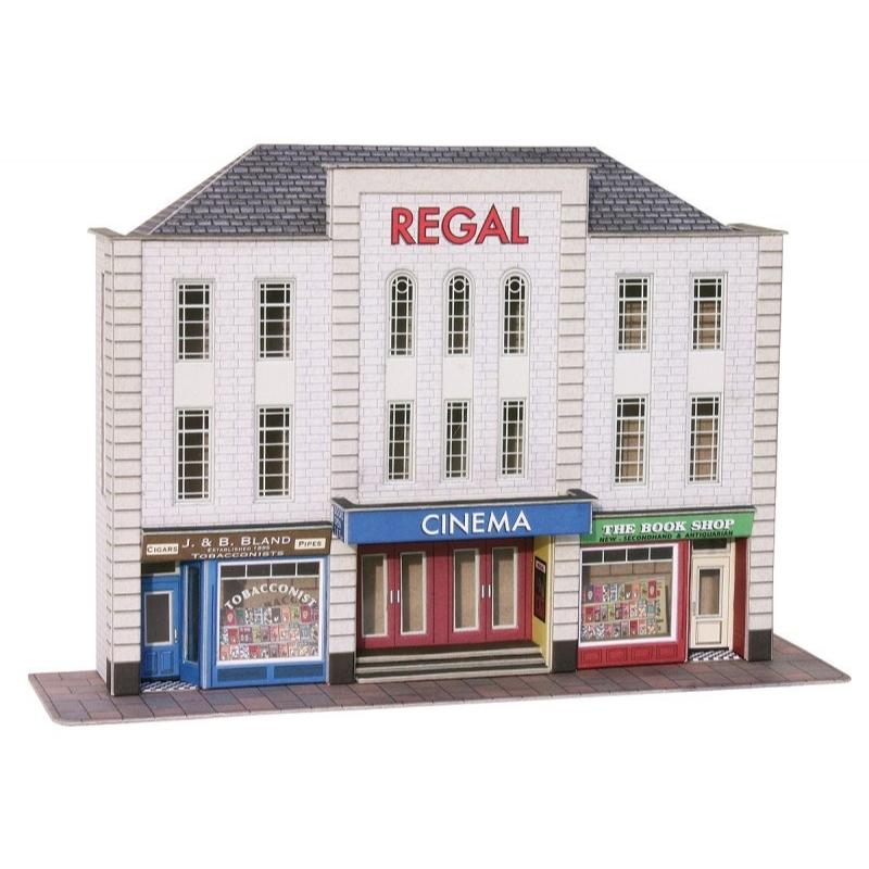 Metcalfe OO/HO Scale Low Relief Cinema & Shops