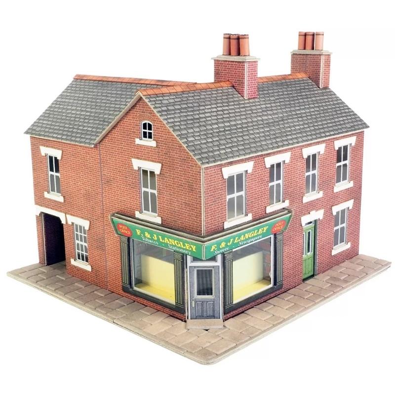 Metcalfe OO/HO Scale Corner Shop Red Brick