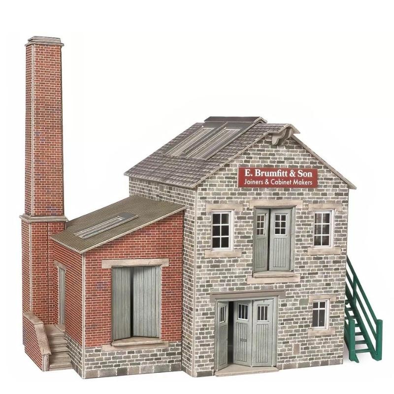 Metcalfe 00/H0 Scale Ramshackle Workshop