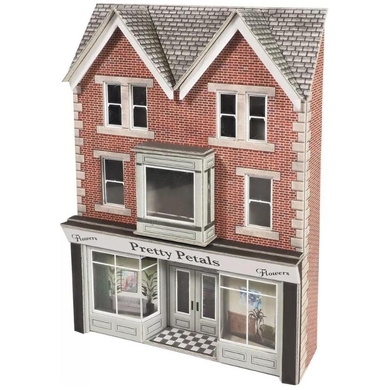 Metcalfe 00/H0 Scale No. 7 High Street Low Relief Shop Front