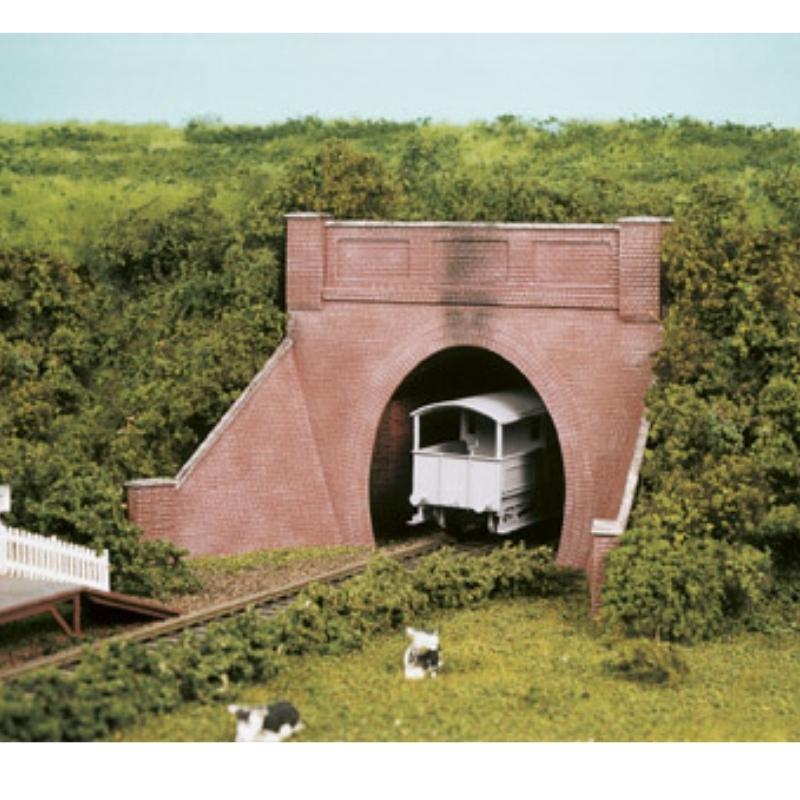 Wills Kits OO Gauge Brick Tunnel Mouth & Wing Walls, single track