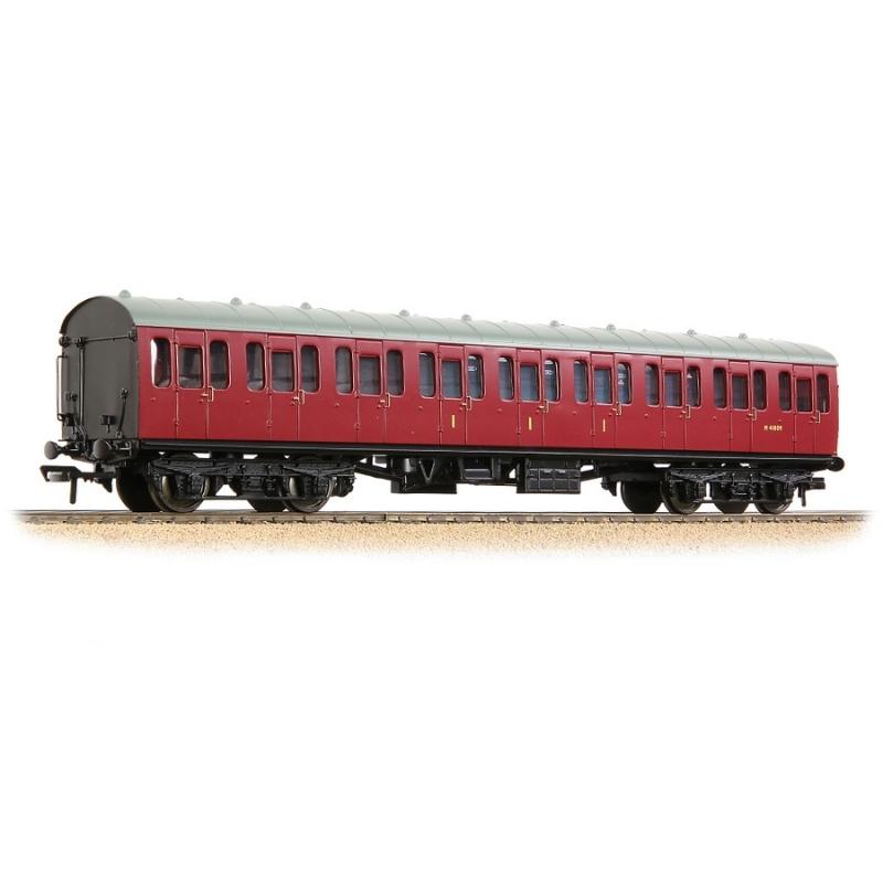 Bachmann OO Gauge BR Mk1 57ft 'Suburban' C Composite BR Crimson