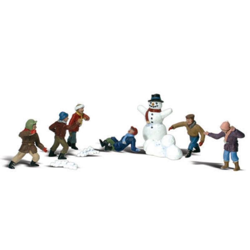 Woodland Scenics HO Scale Snowball Fight