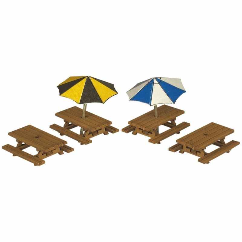 Metcalfe N Scale Picnic Tables