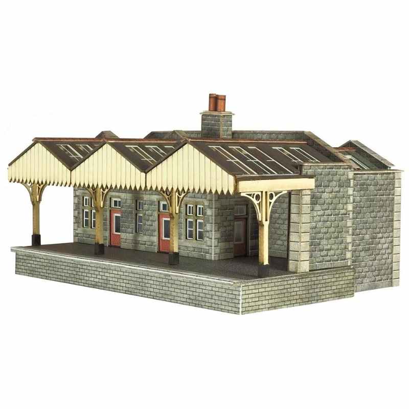 Metcalfe N SCALE PARCEL OFFICES