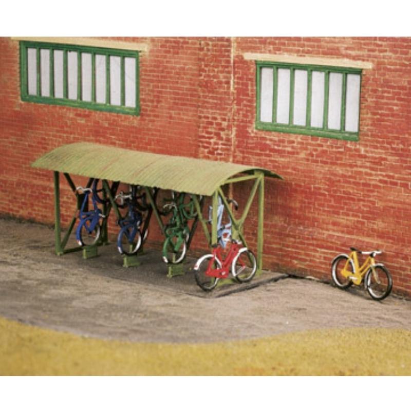 Wills Kits OO Gauge Bicycle Shed & Bicycles