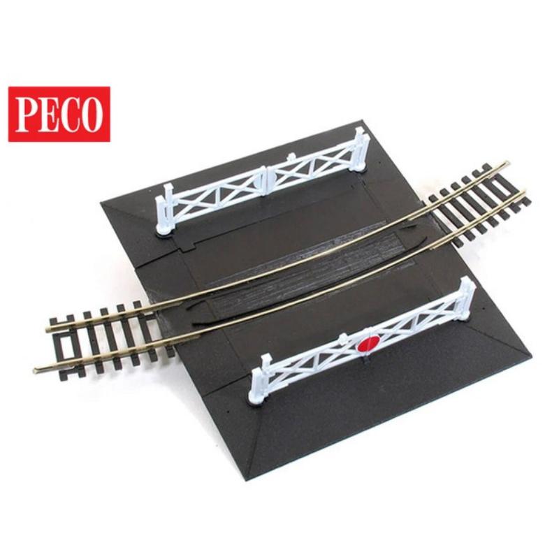 PECO OO/HO Gauge Curved Level Crossing, 4th Radius Dream Steam